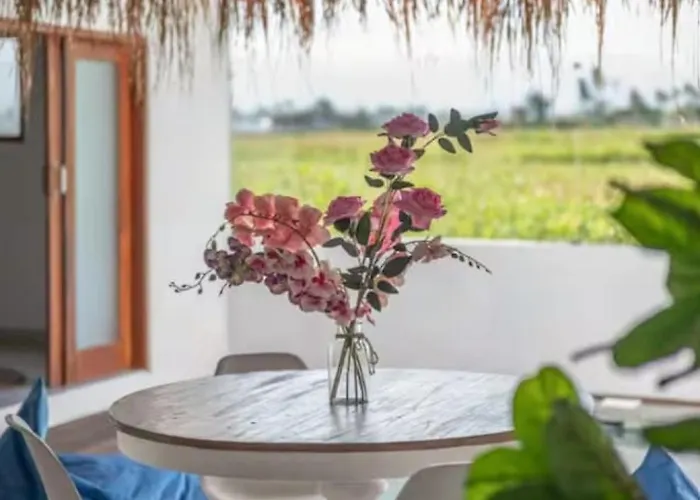 New Entire Sawah Escape 4br With 2 Pools And Sleeps 8 Holiday home Tabanan (Bali)