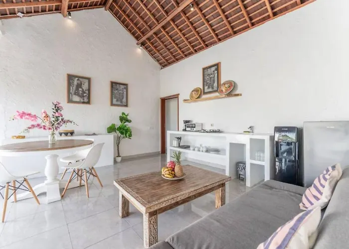 Holiday home New Entire Sawah Escape 4br With 2 Pools And Sleeps 8 Tabanan (Bali)